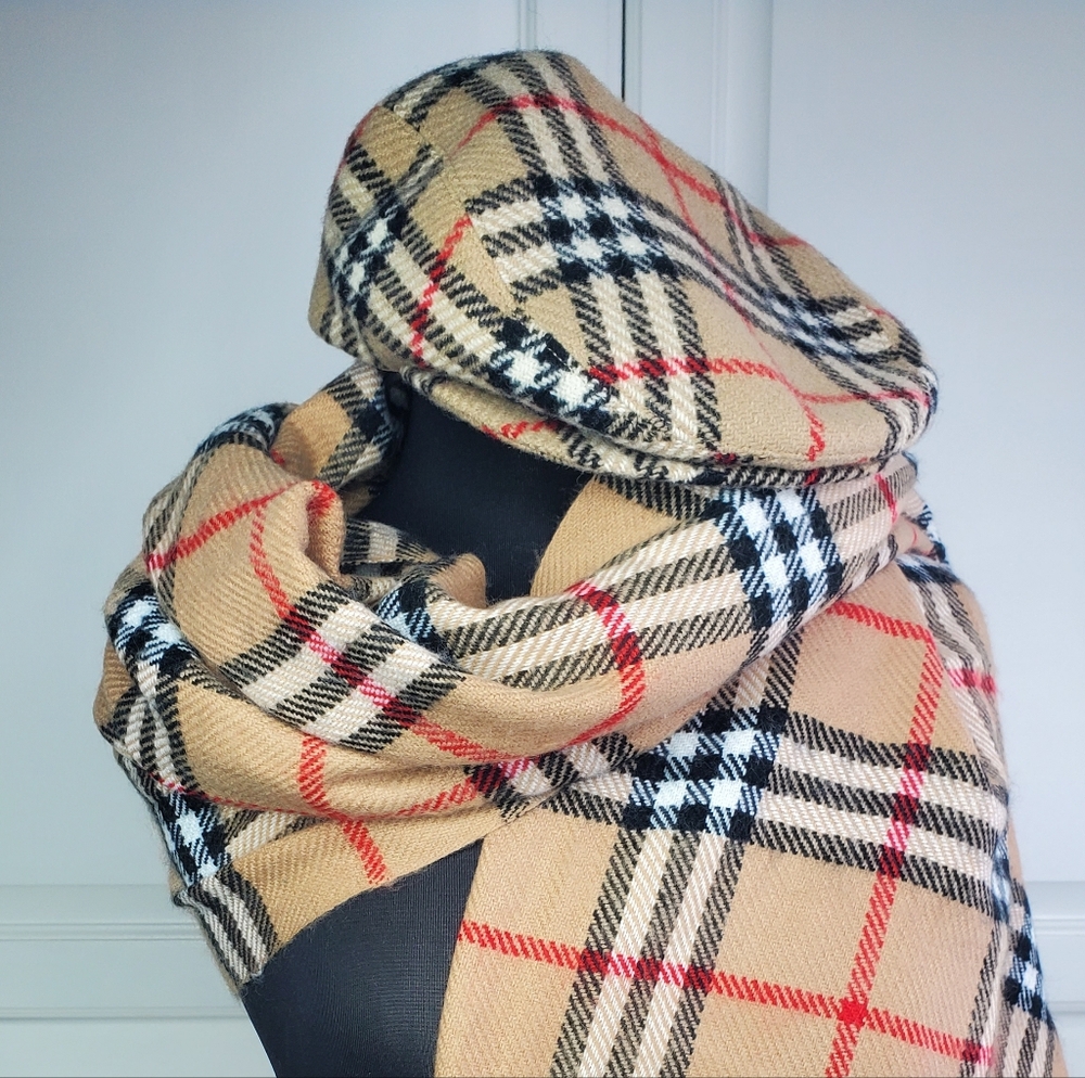 Burberry Wool HAT with Matching Scarf